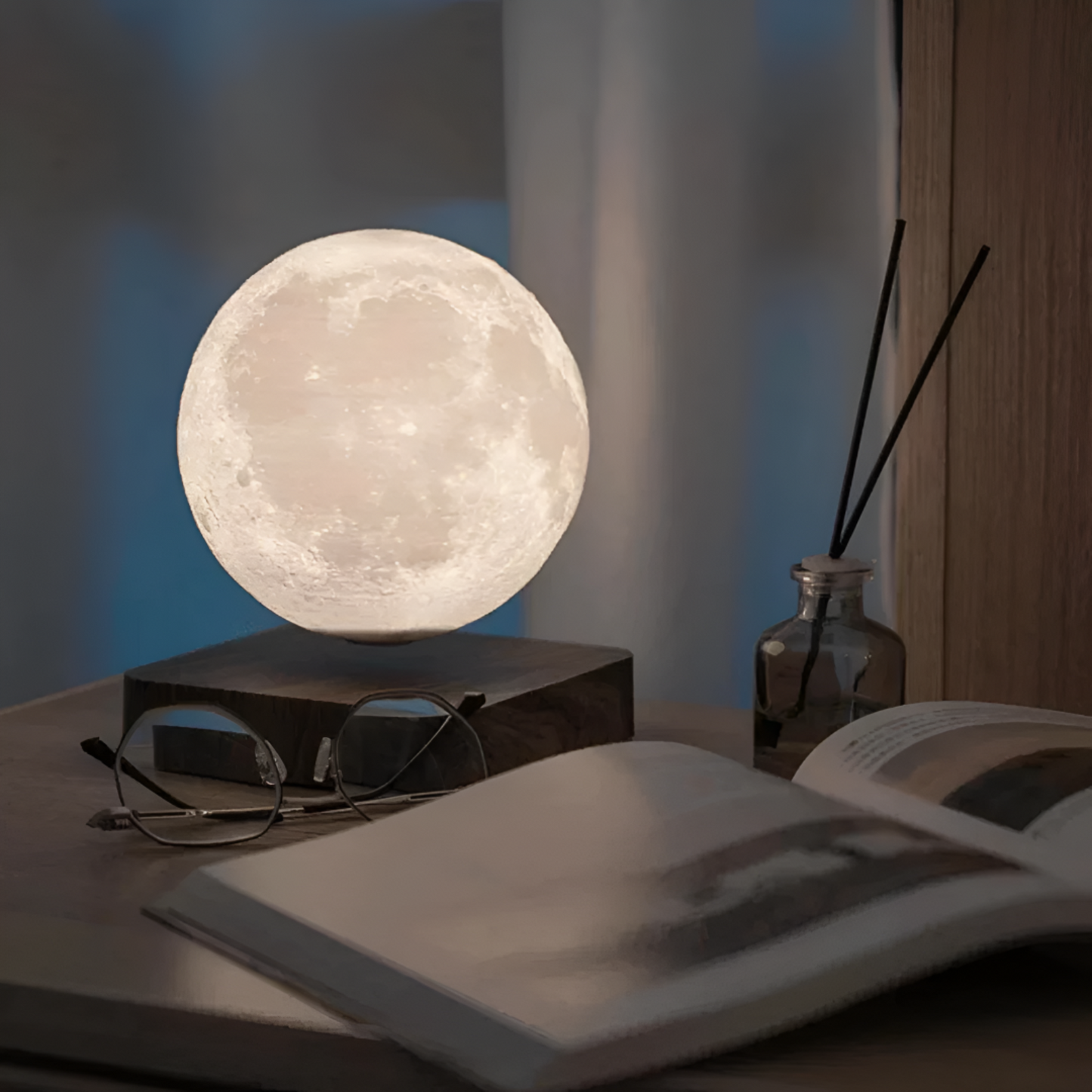LunaFloat™ Levitating 3D Moon Lamp
