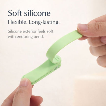 Spine™ Auto-Stay Bookmark Clips